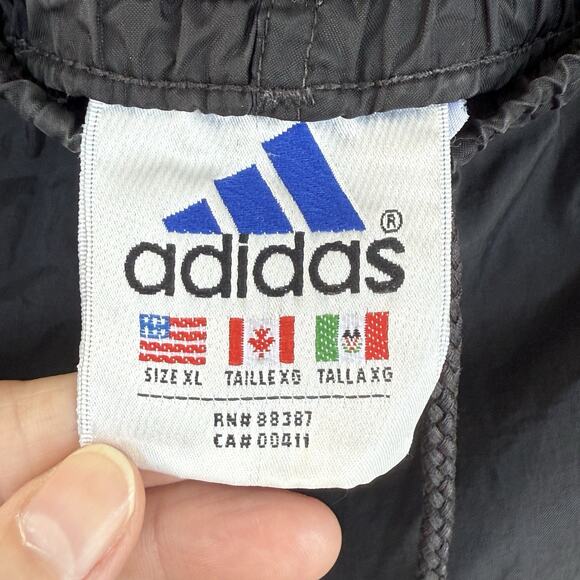 Vintage Adidas XL Nylon Elastic Waist Elastic Leg Men’s Track Pants W 38” In 33” - Picture 5 of 8